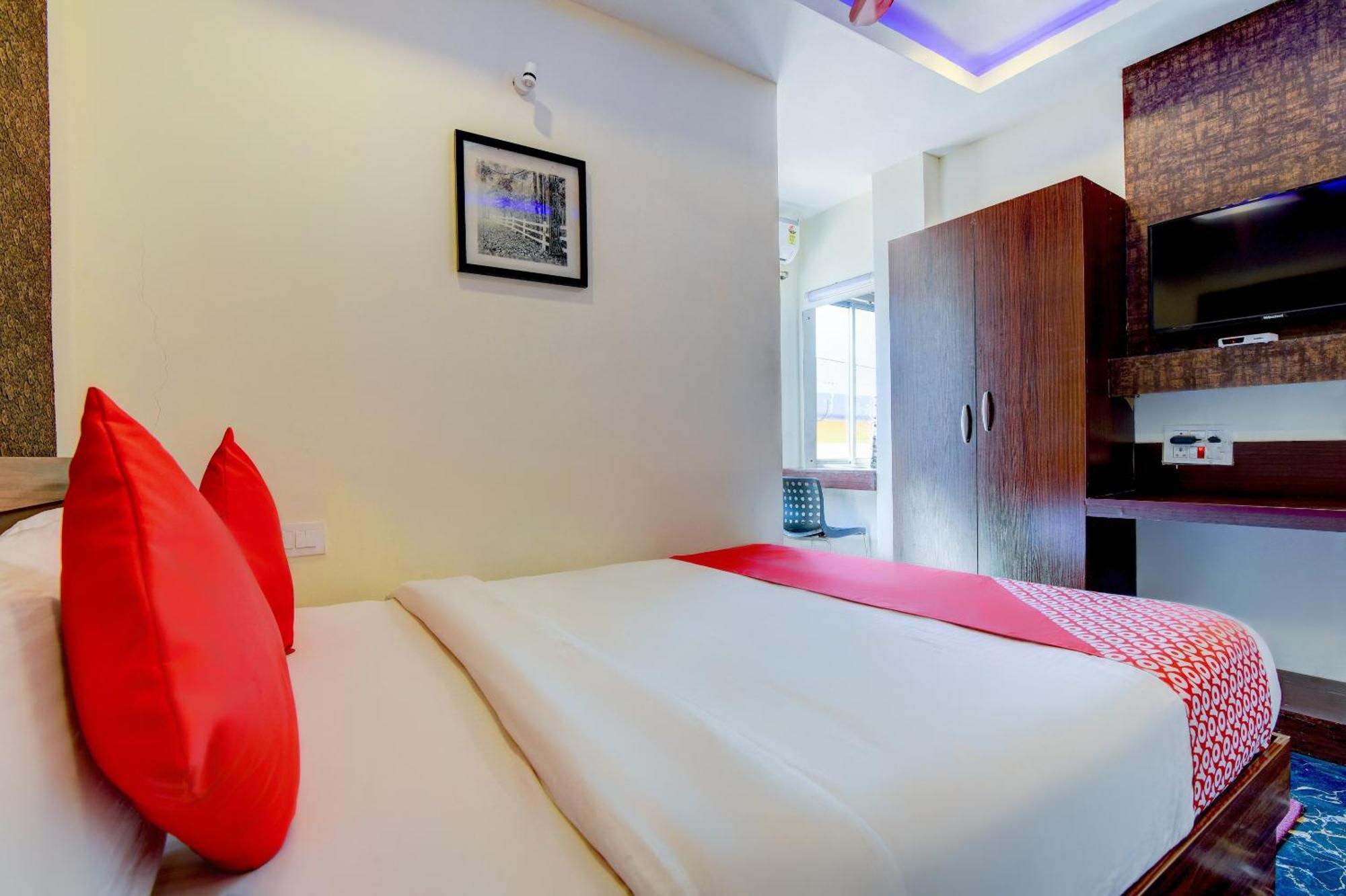 Hotel O P S Grand Port Blair Esterno foto